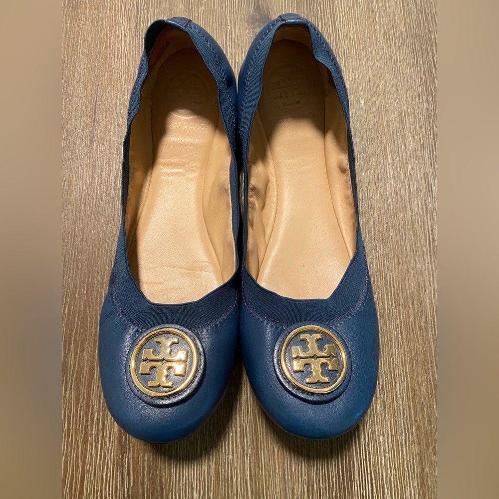 Tory Burch Blue Ballet Flats 7.5 excellent condition no scratches!!!!